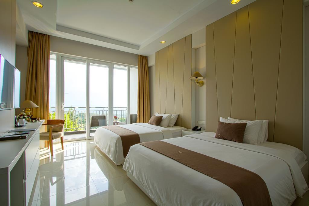 R Hotel Rancamaya Bogor Exteriör bild